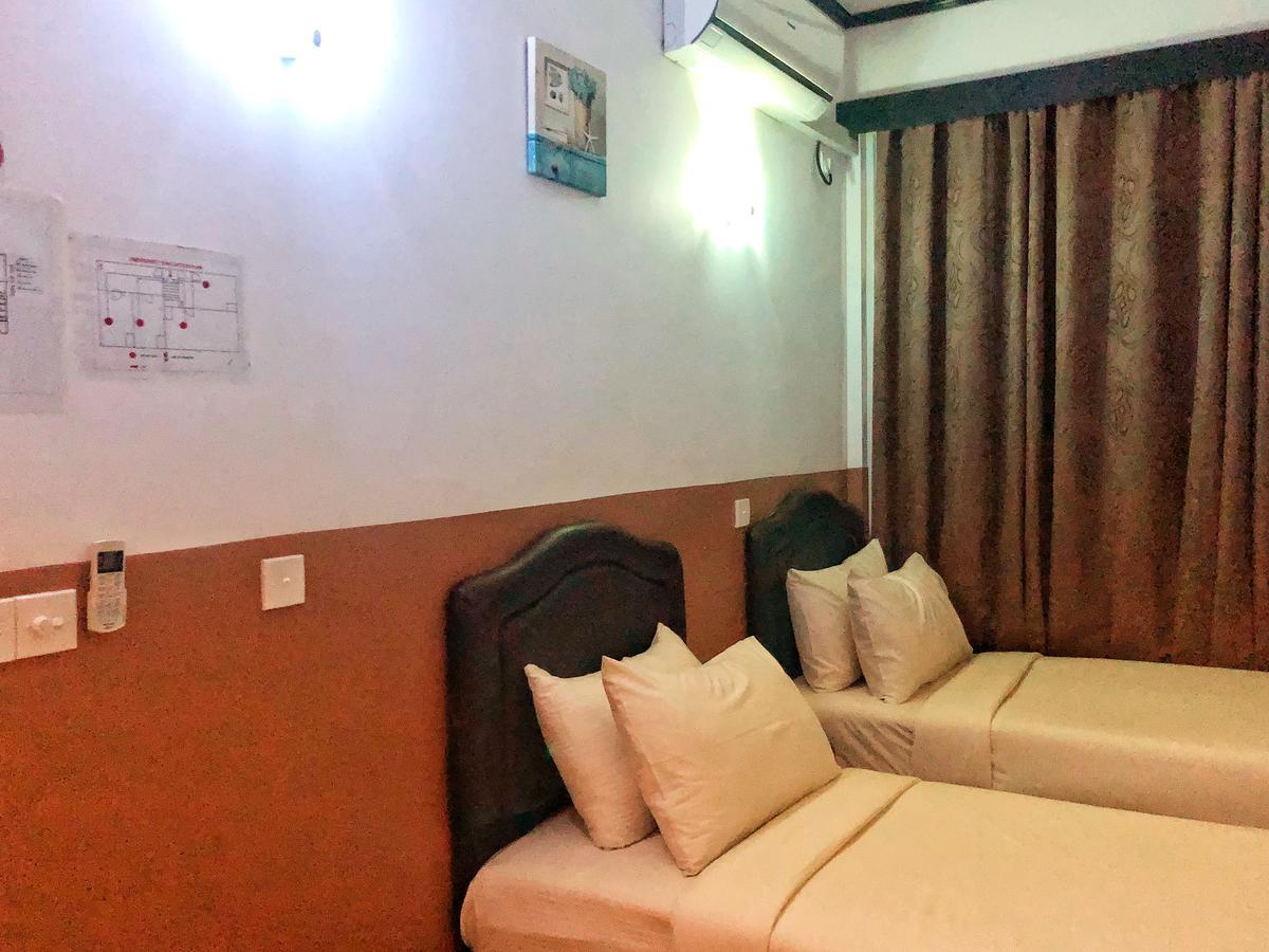 Brize Inn 胡鲁马累 外观 照片
