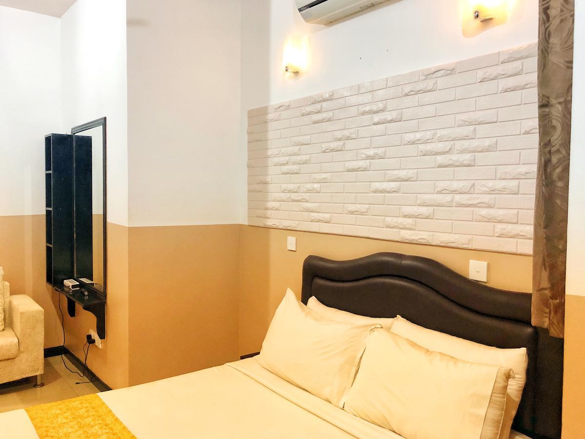 Brize Inn 胡鲁马累 外观 照片